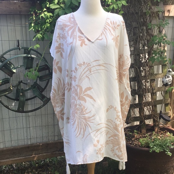 Kona Sol Other - NWOT Kona Sol swimsuit cover up